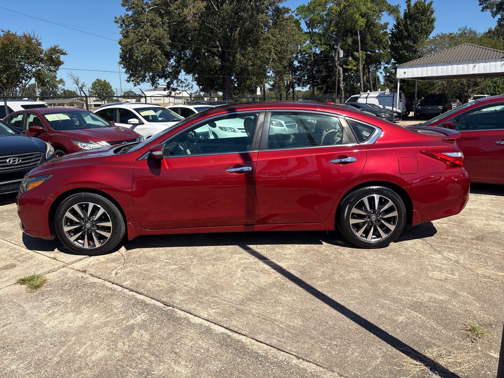 2016 Nissan Altima Image 2