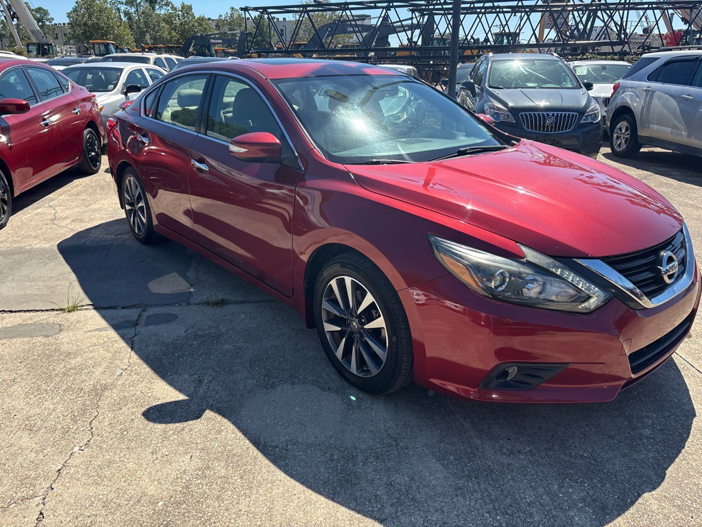 2016 Nissan Altima Image 7