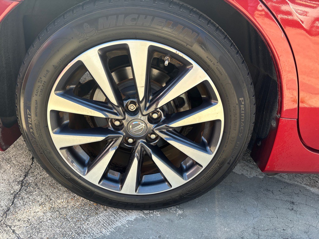 2016 Nissan Altima Image 33