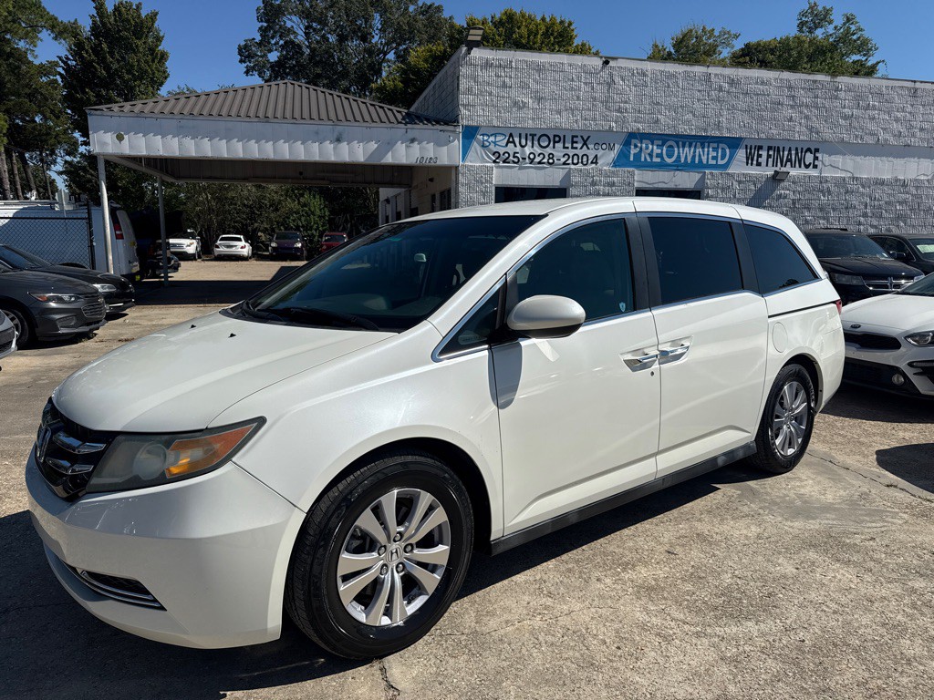 2015 Honda Odyssey Image 1