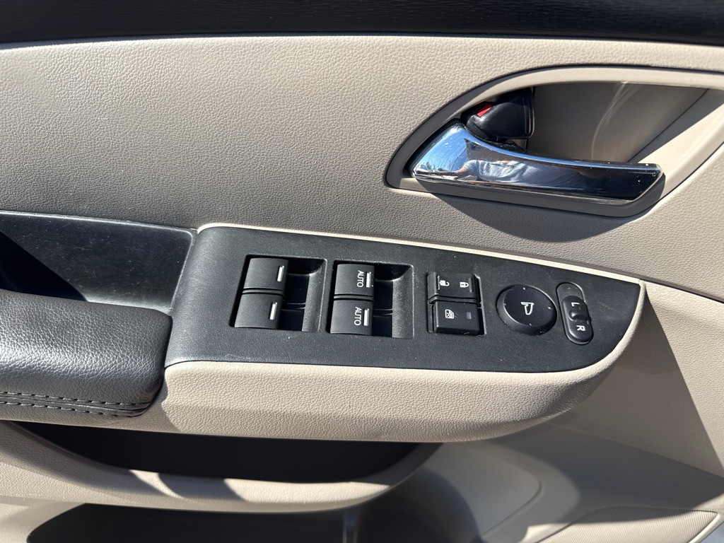 2015 Honda Odyssey Image 20