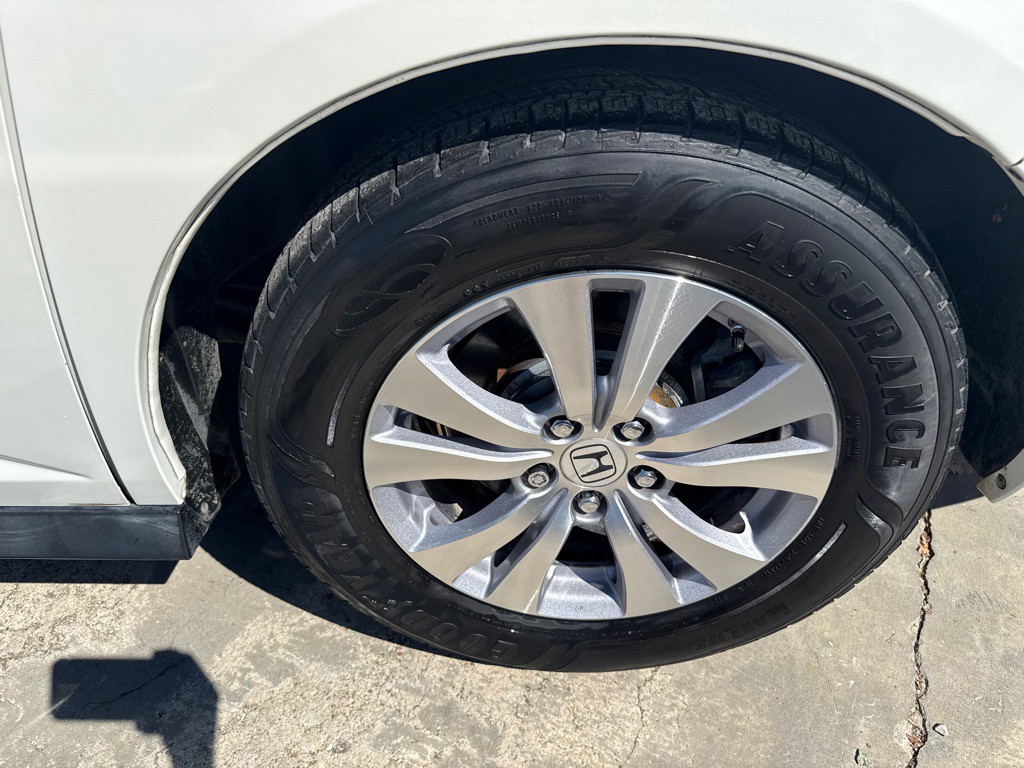 2015 Honda Odyssey Image 30