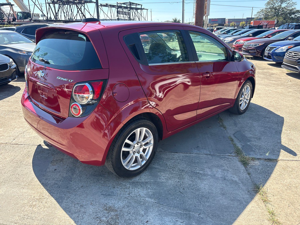 2015 Chevrolet Sonic Image 5