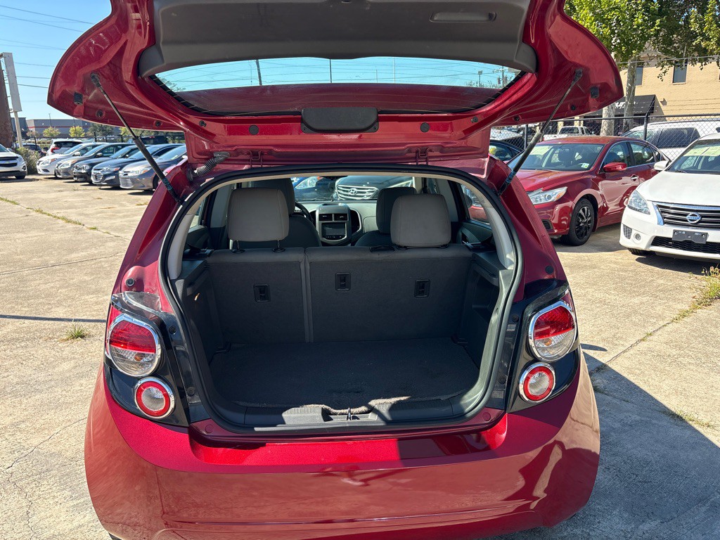2015 Chevrolet Sonic Image 19