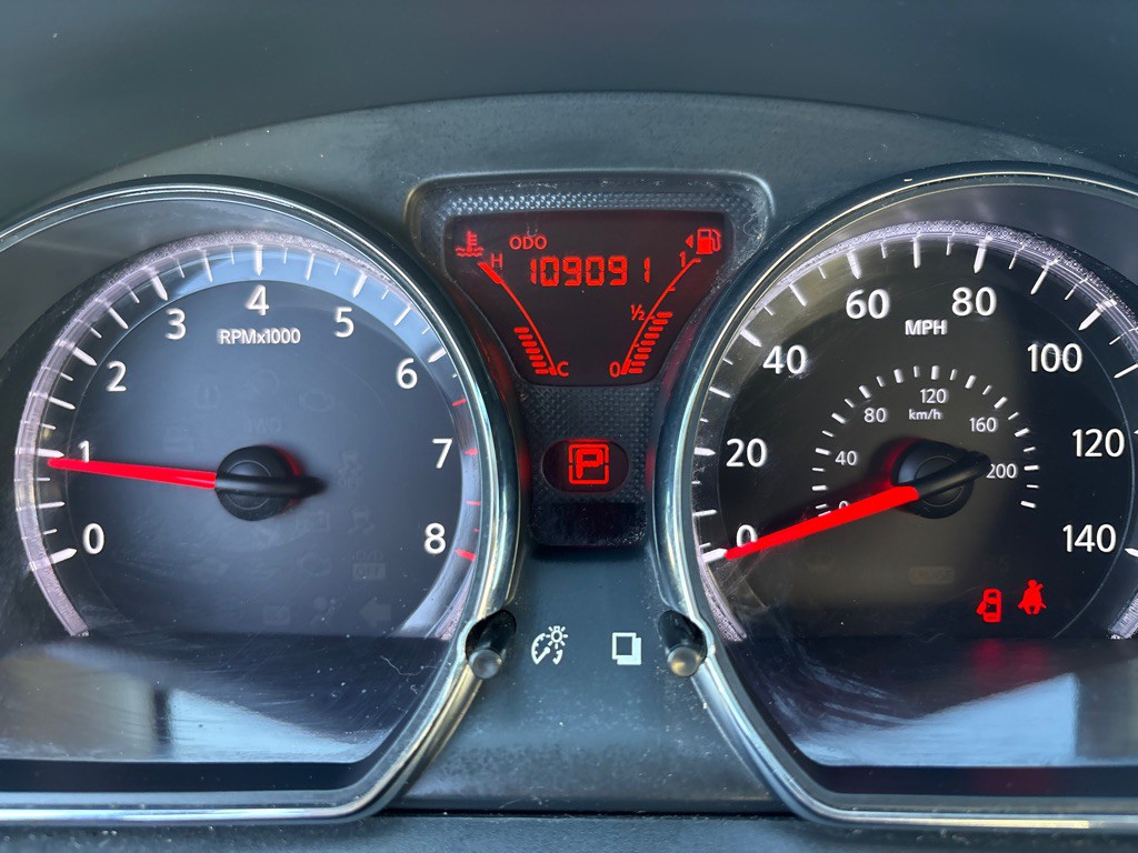 2012 Nissan Versa Image 12