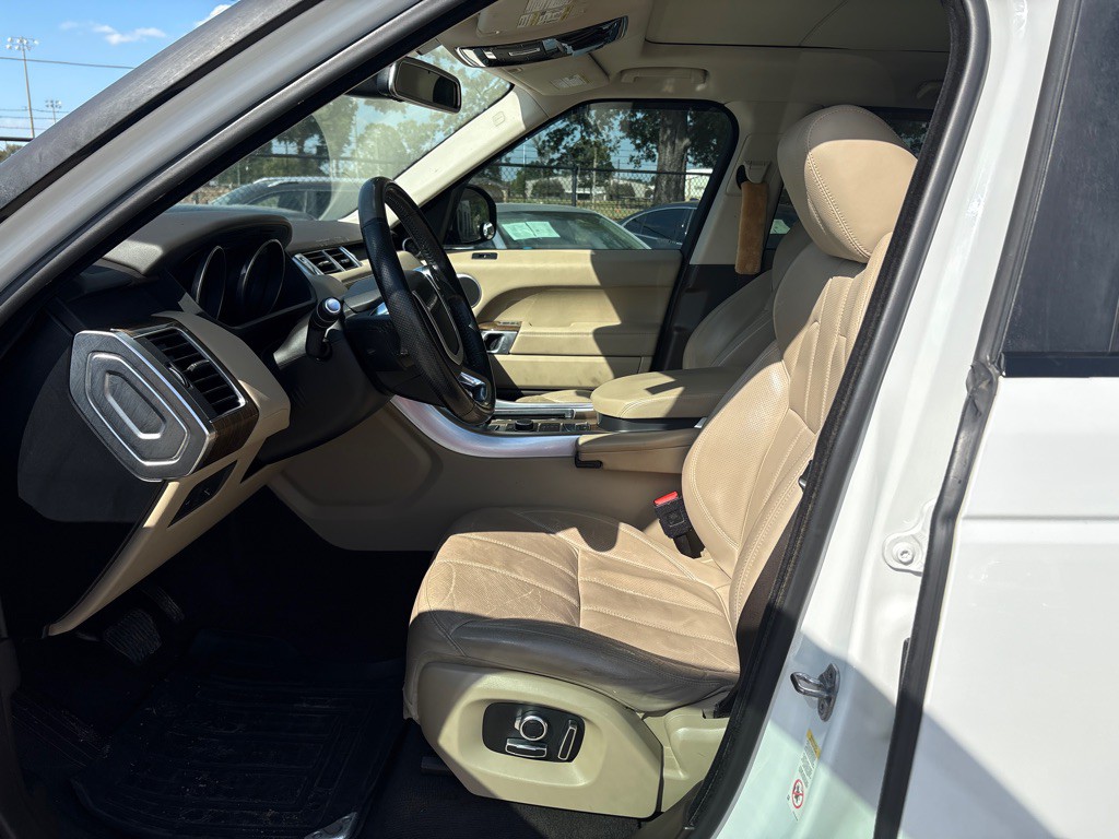2016 Land Rover Range Rover Sport Image 9