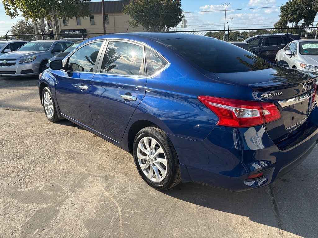 2018 Nissan Sentra Image 3