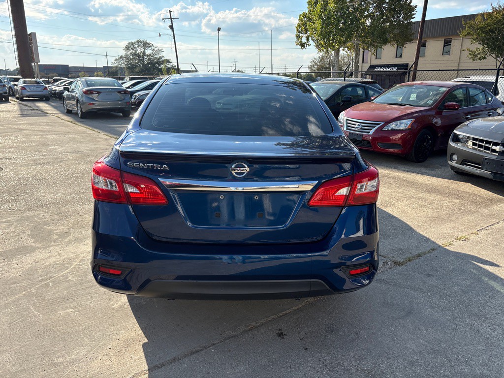 2018 Nissan Sentra Image 4