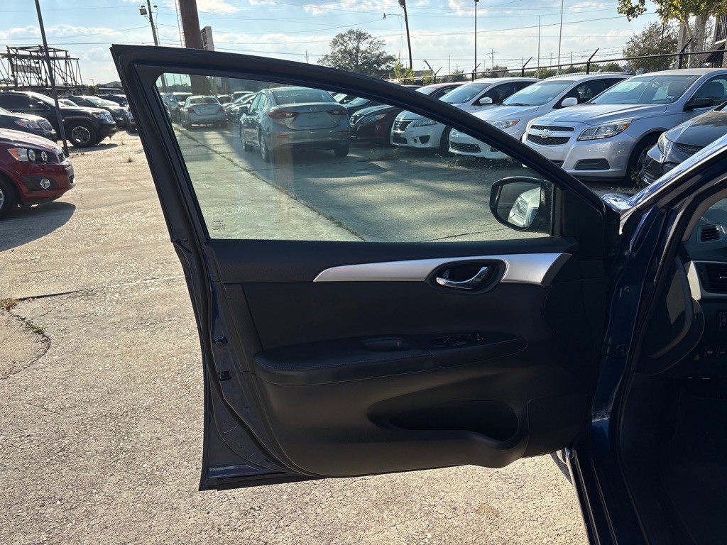 2018 Nissan Sentra Image 14