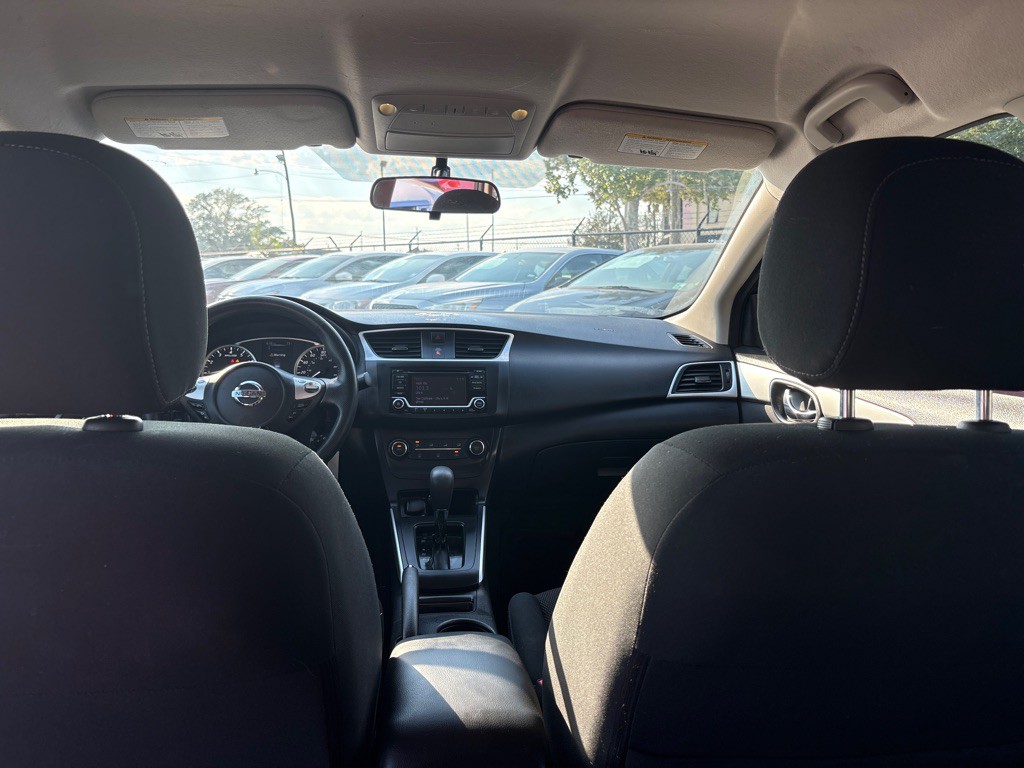 2018 Nissan Sentra Image 17