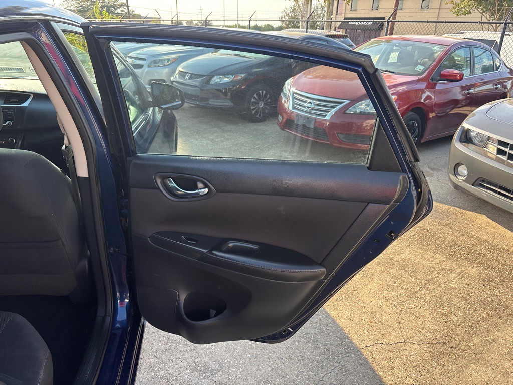 2018 Nissan Sentra Image 22