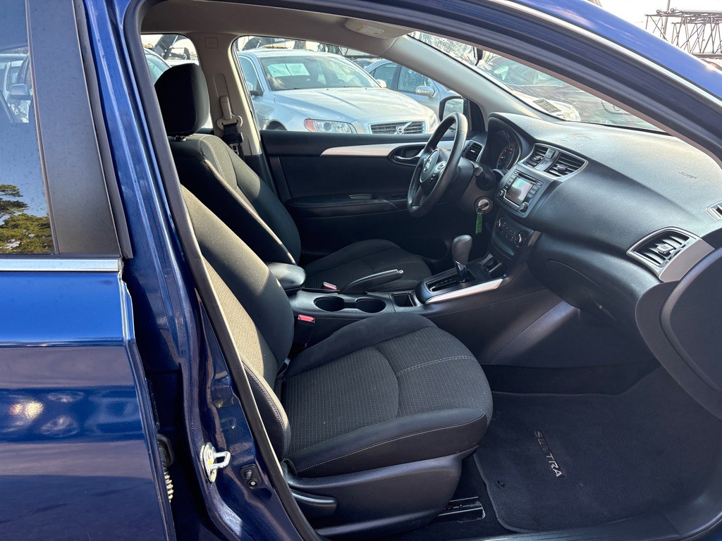 2018 Nissan Sentra Image 24