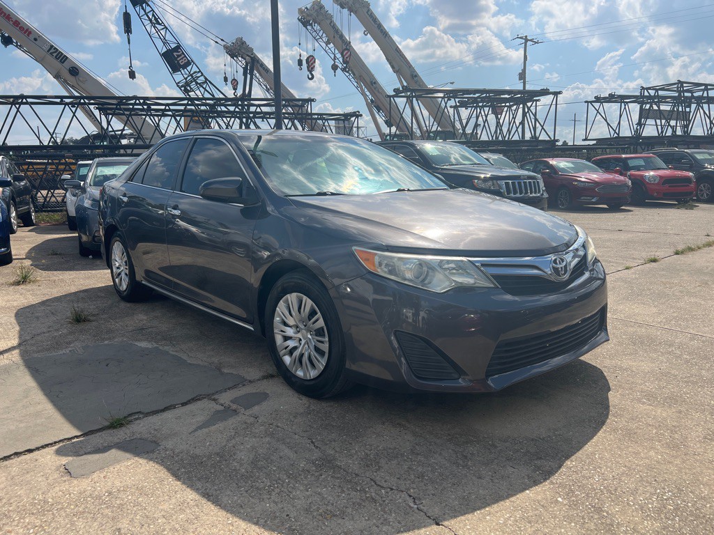 2013 Toyota Camry Image 5