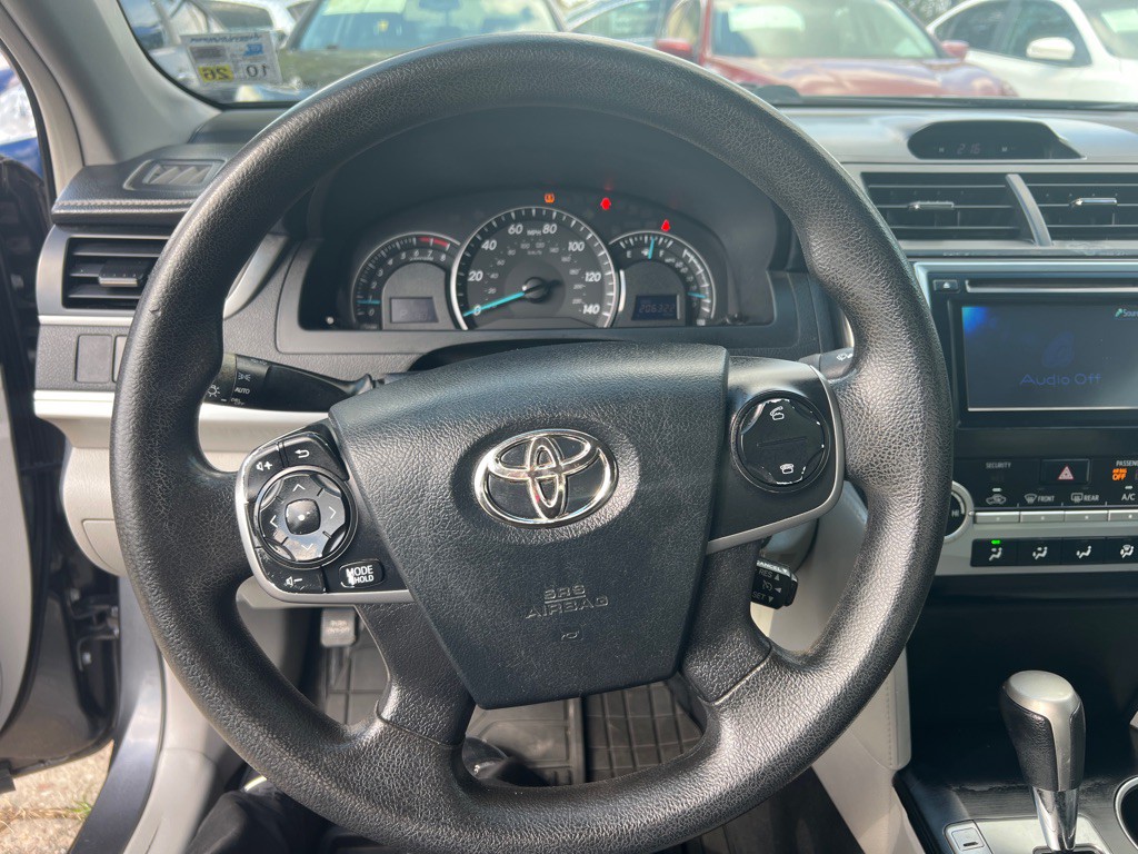 2013 Toyota Camry Image 15