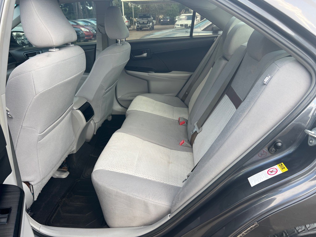 2013 Toyota Camry Image 23