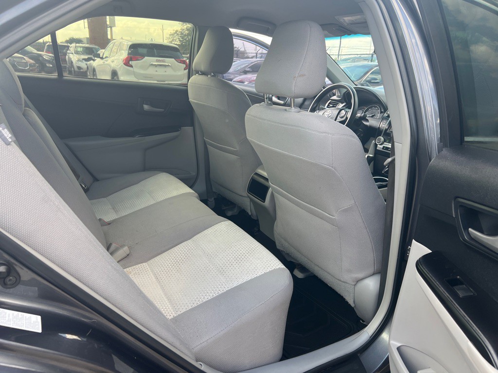 2013 Toyota Camry Image 31