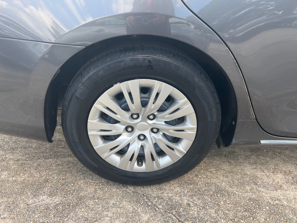 2013 Toyota Camry Image 37