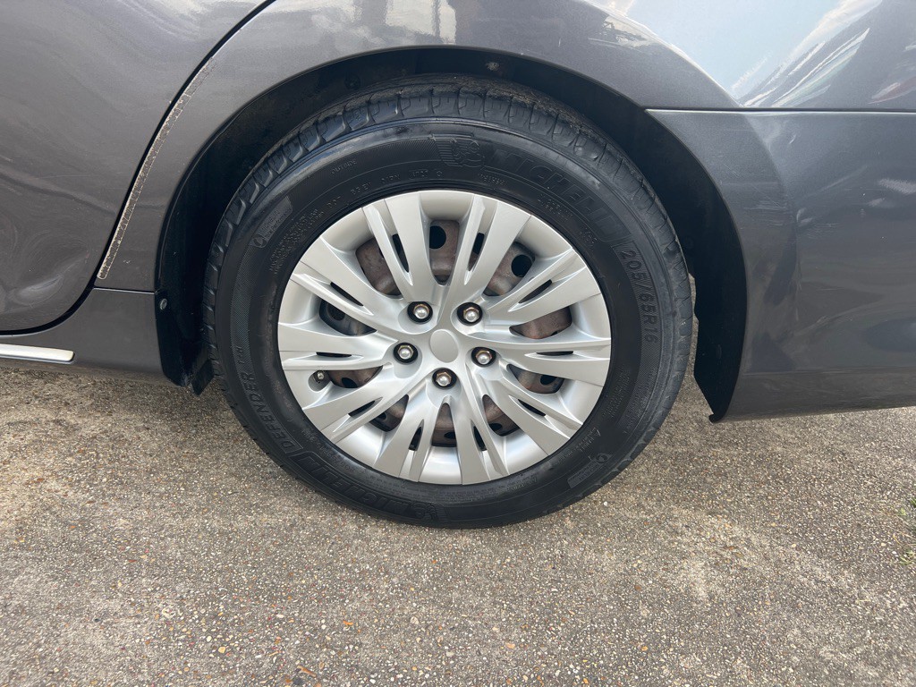 2013 Toyota Camry Image 39