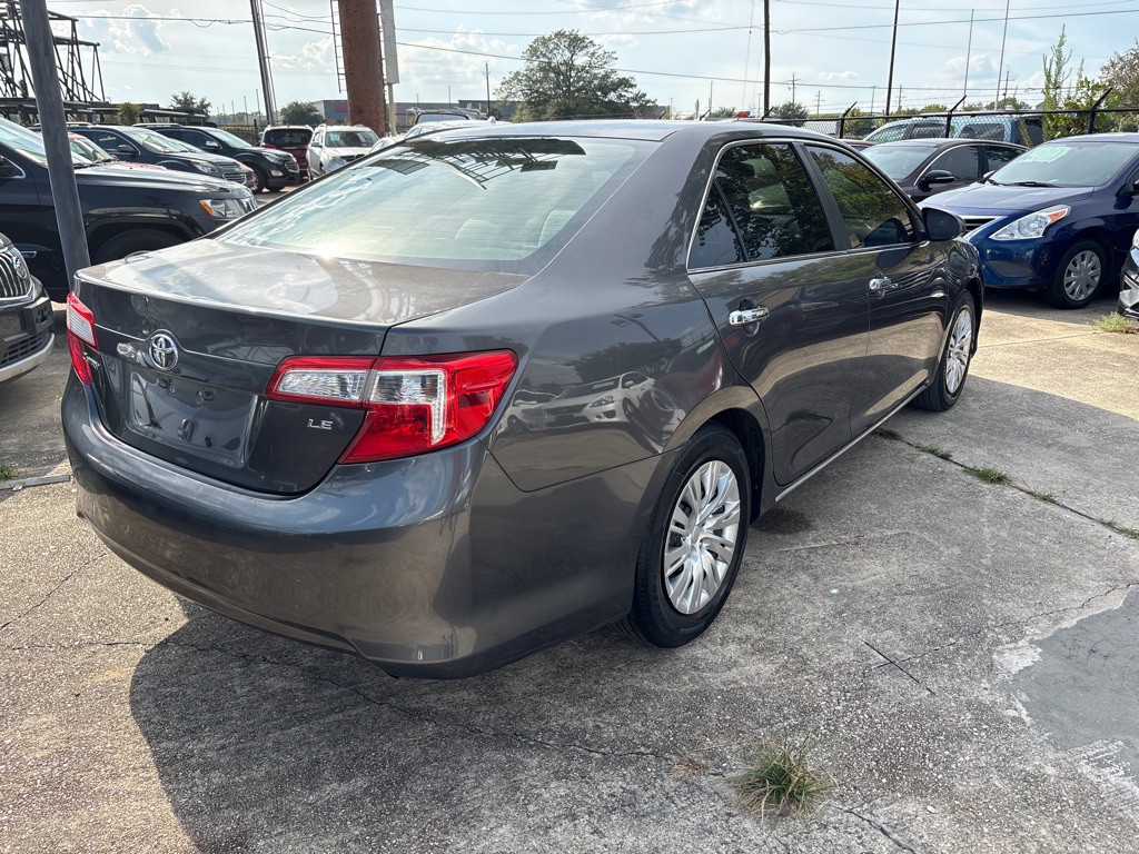 2013 Toyota Camry Image 47