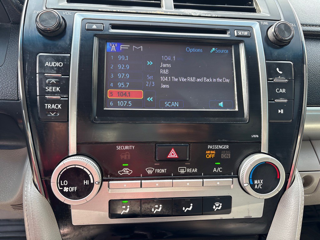 2013 Toyota Camry Image 53