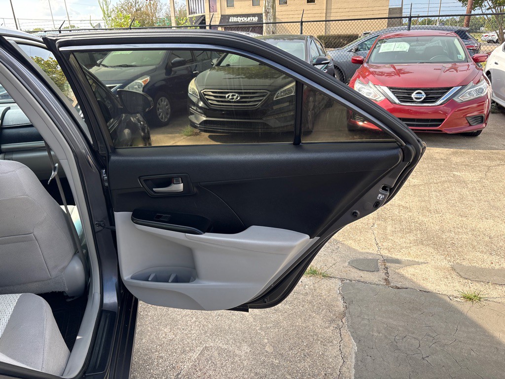 2013 Toyota Camry Image 62