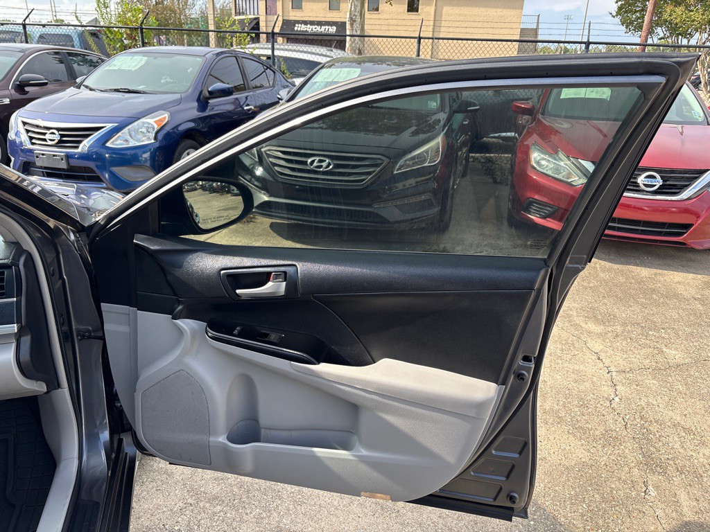 2013 Toyota Camry Image 66
