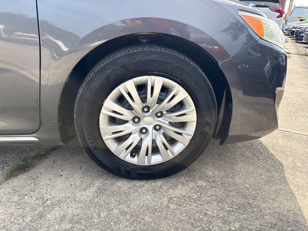 2013 Toyota Camry Image 68