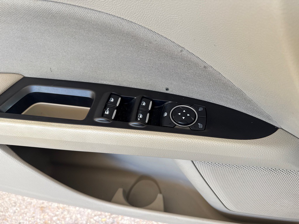 2017 Ford Fusion Image 19