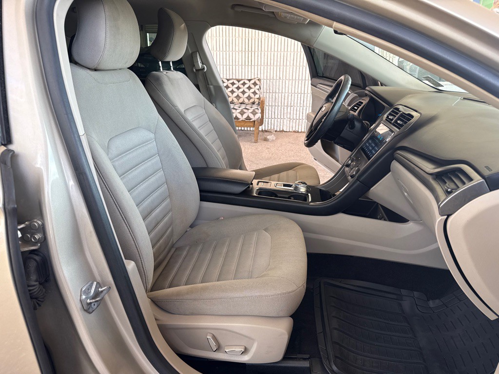 2017 Ford Fusion Image 26