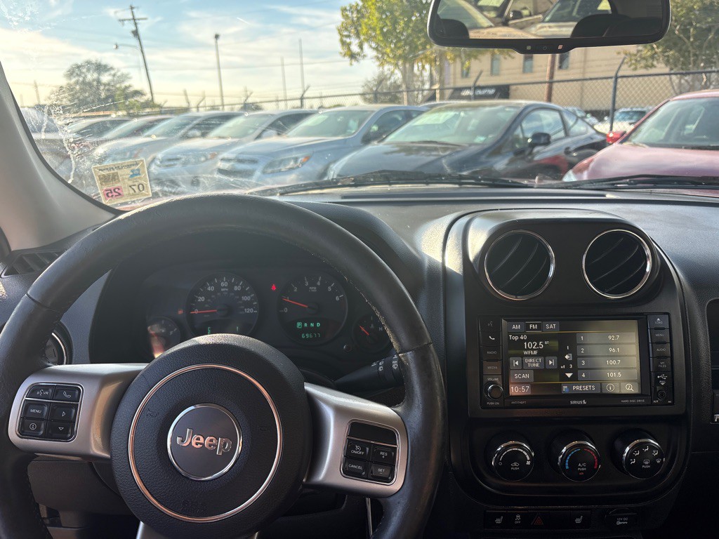 2013 Jeep Patriot Image 10