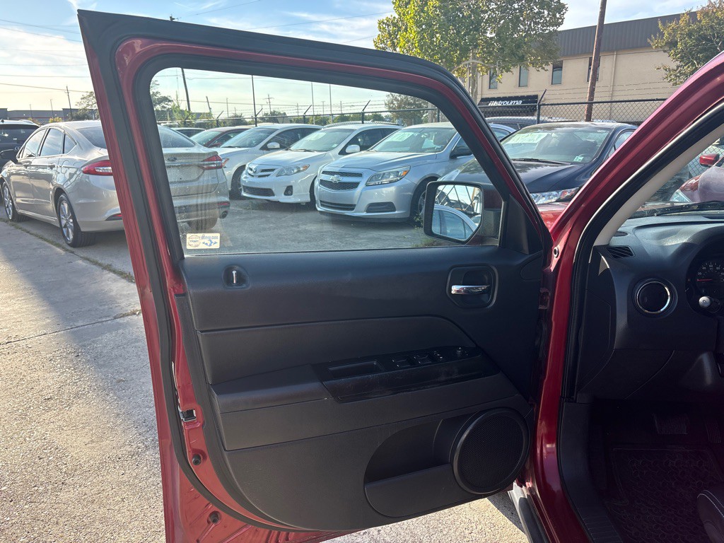 2013 Jeep Patriot Image 14