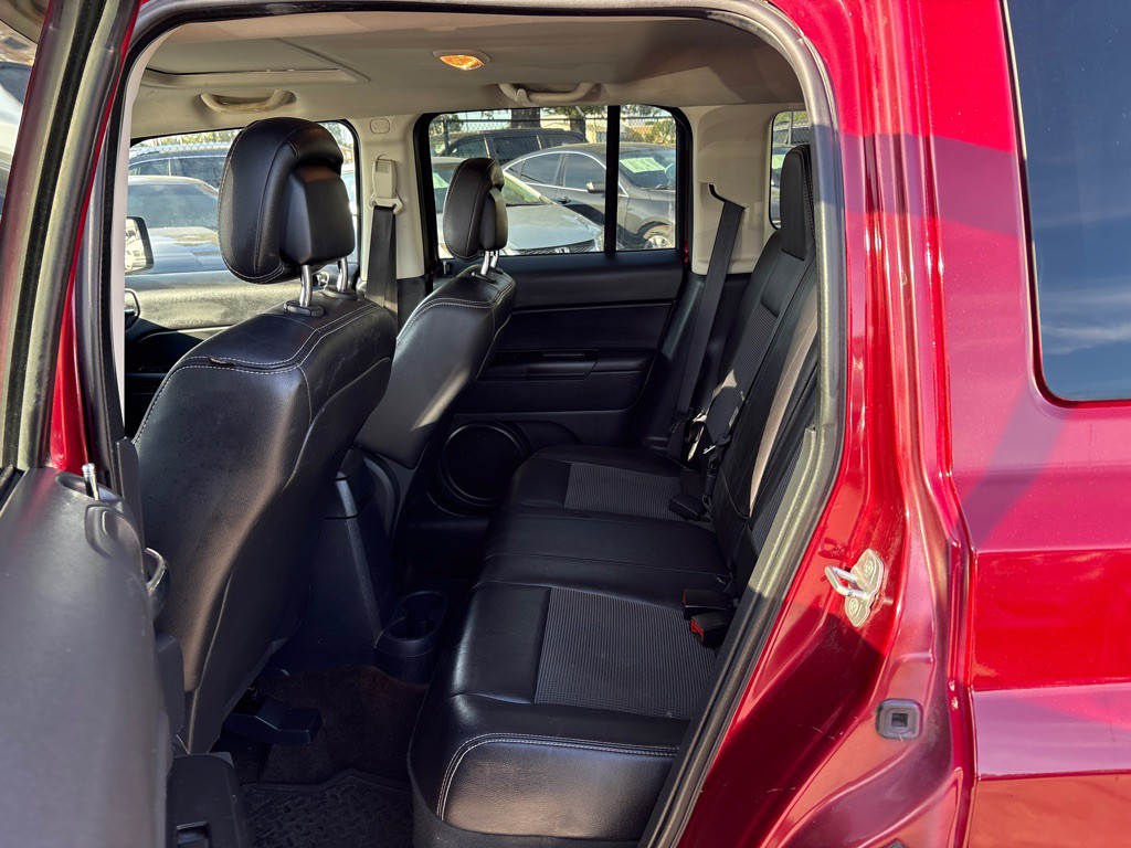 2013 Jeep Patriot Image 16