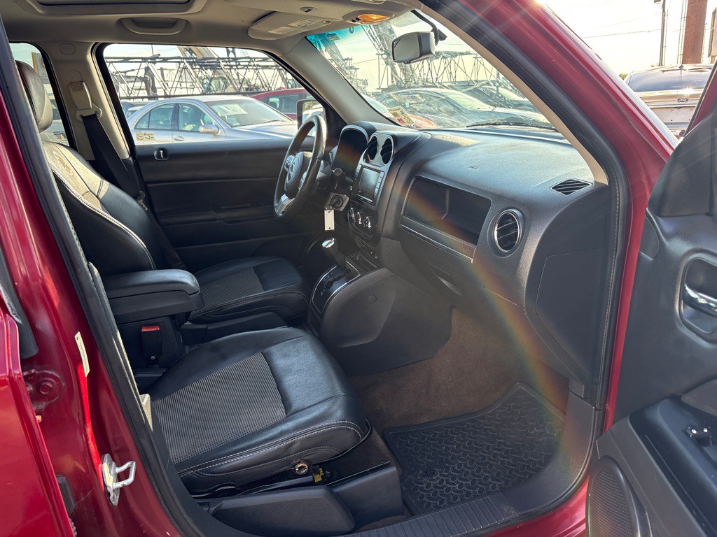 2013 Jeep Patriot Image 24