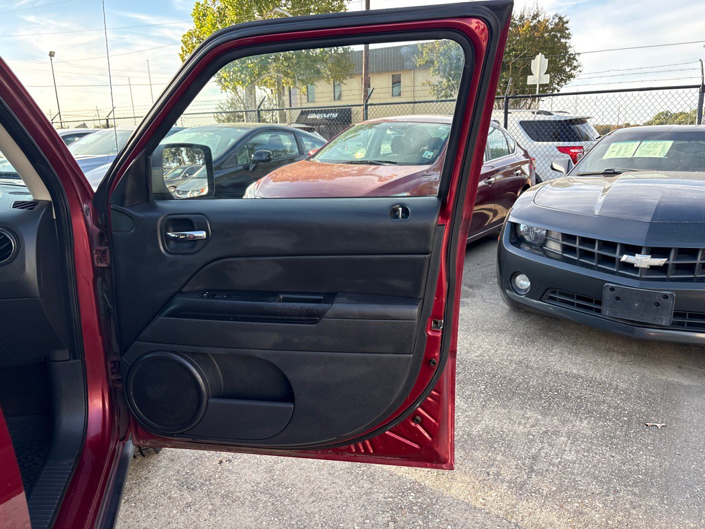 2013 Jeep Patriot Image 26