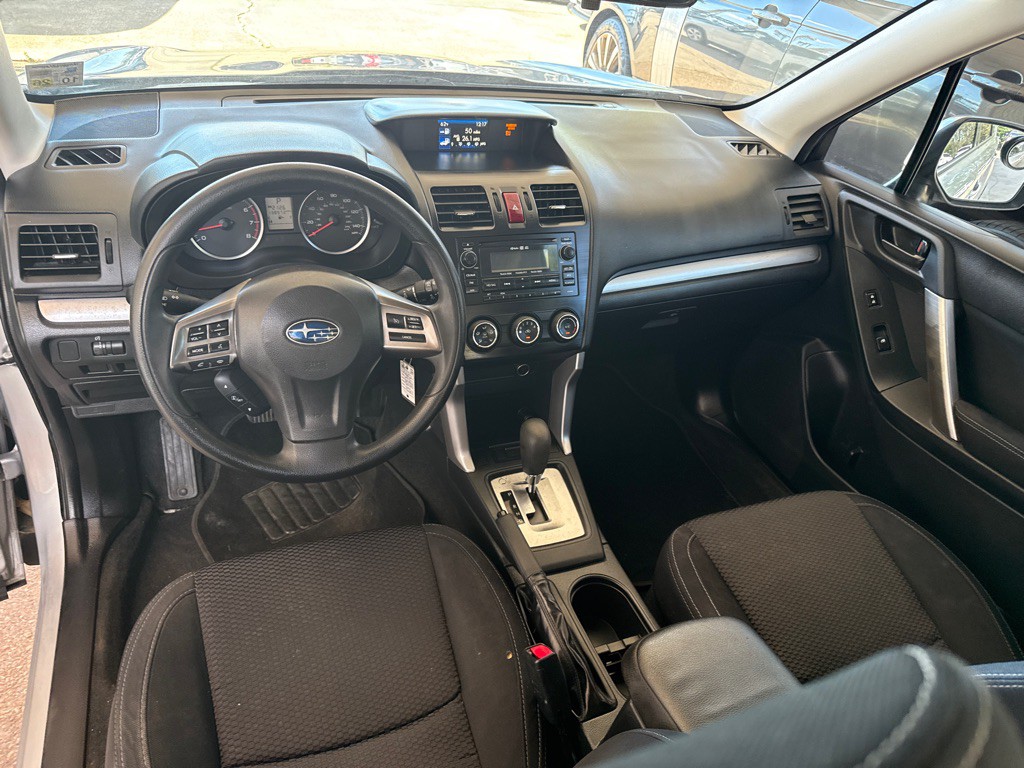 2015 Subaru Forester Image 12