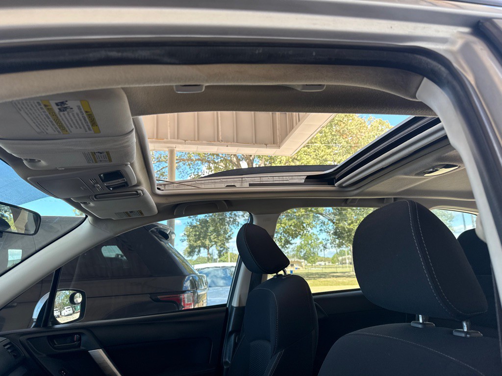 2015 Subaru Forester Image 13