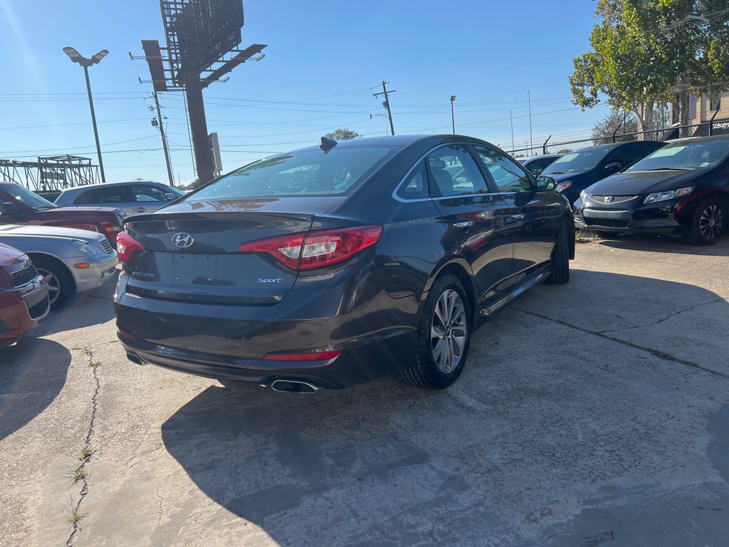 2015 Hyundai Sonata Image 9