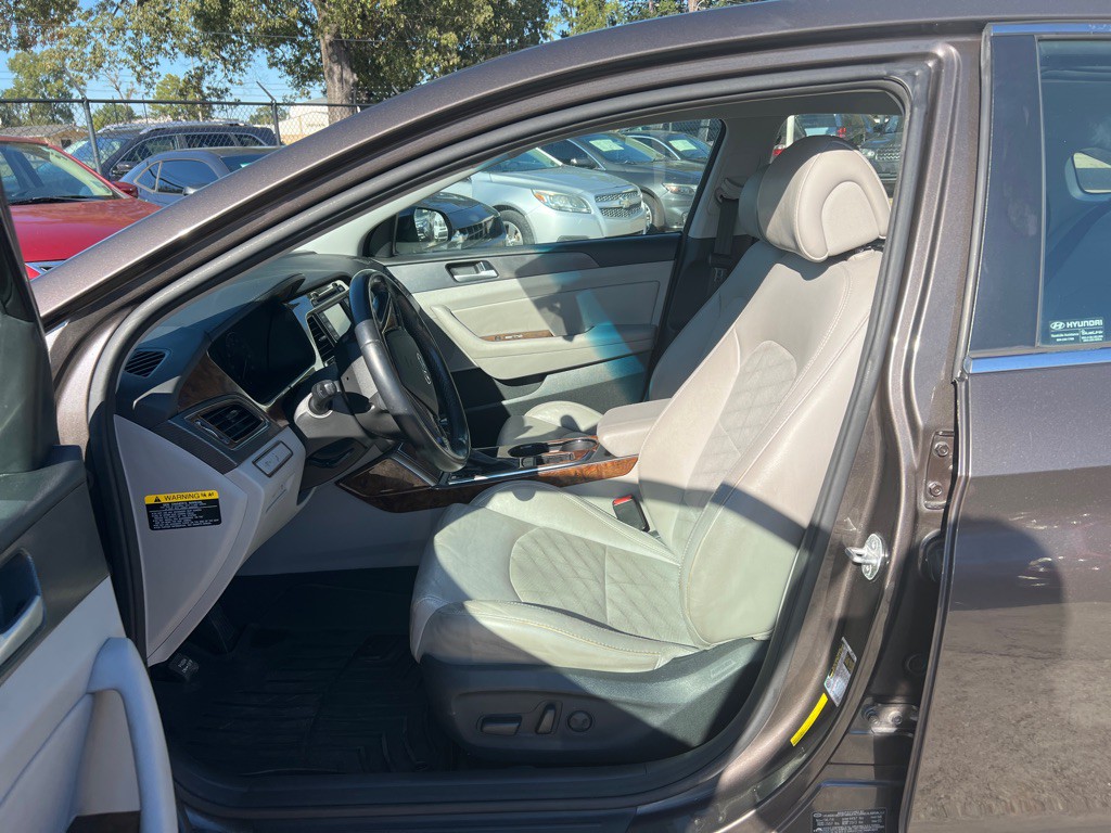 2015 Hyundai Sonata Image 16