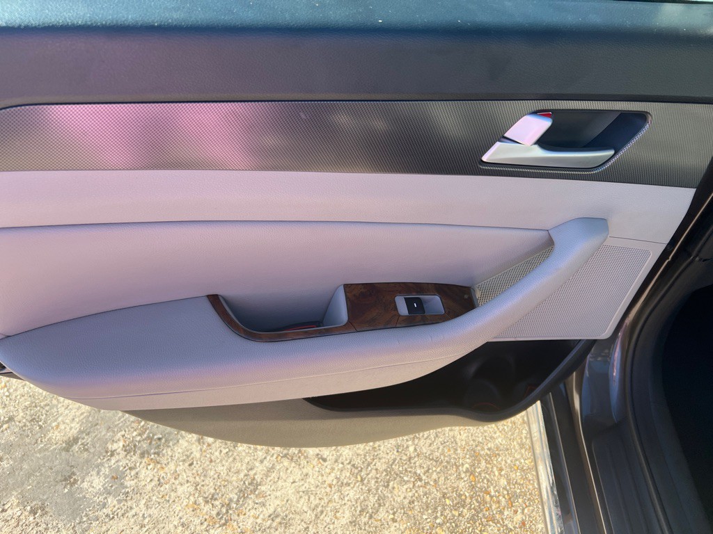 2015 Hyundai Sonata Image 30