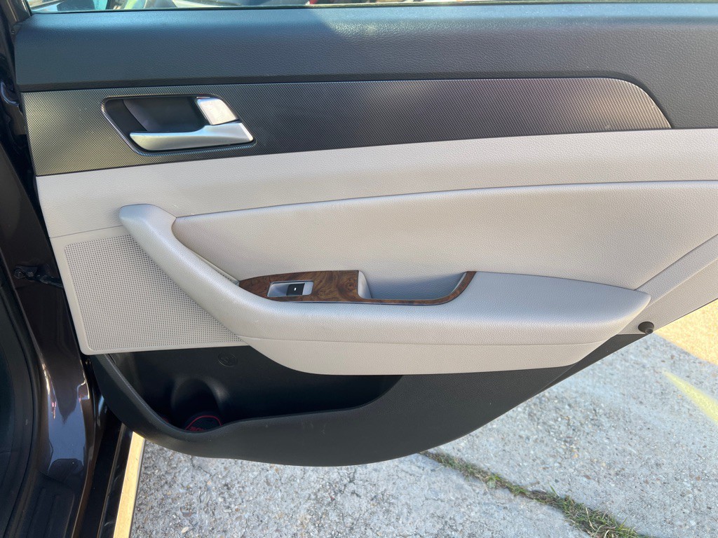 2015 Hyundai Sonata Image 35