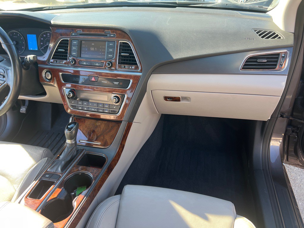 2015 Hyundai Sonata Image 38