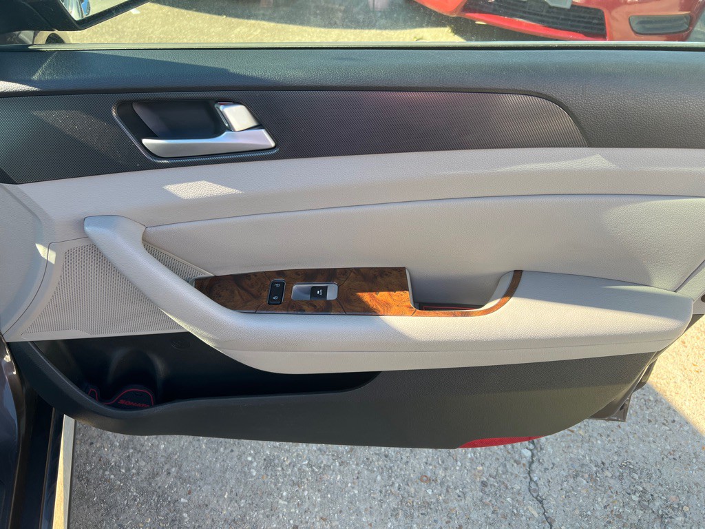 2015 Hyundai Sonata Image 39