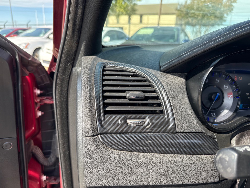 2018 Chrysler 300 Image 18