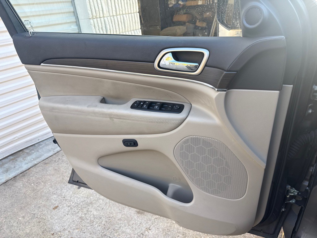 2014 Jeep Grand Cherokee Image 20