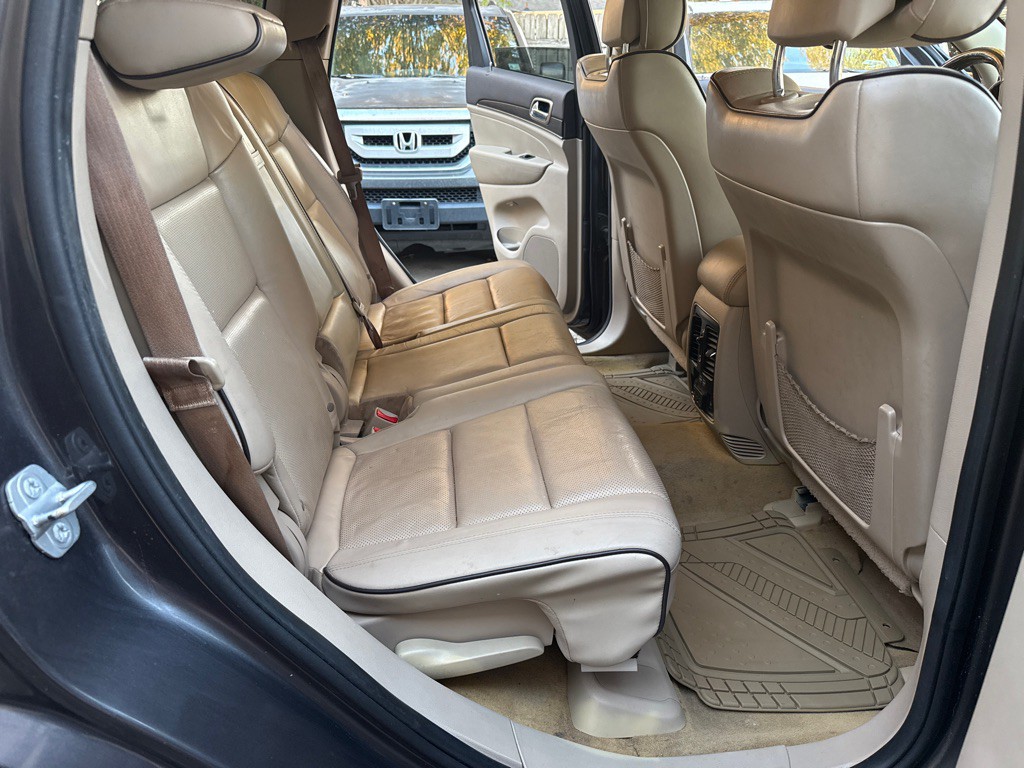 2014 Jeep Grand Cherokee Image 25