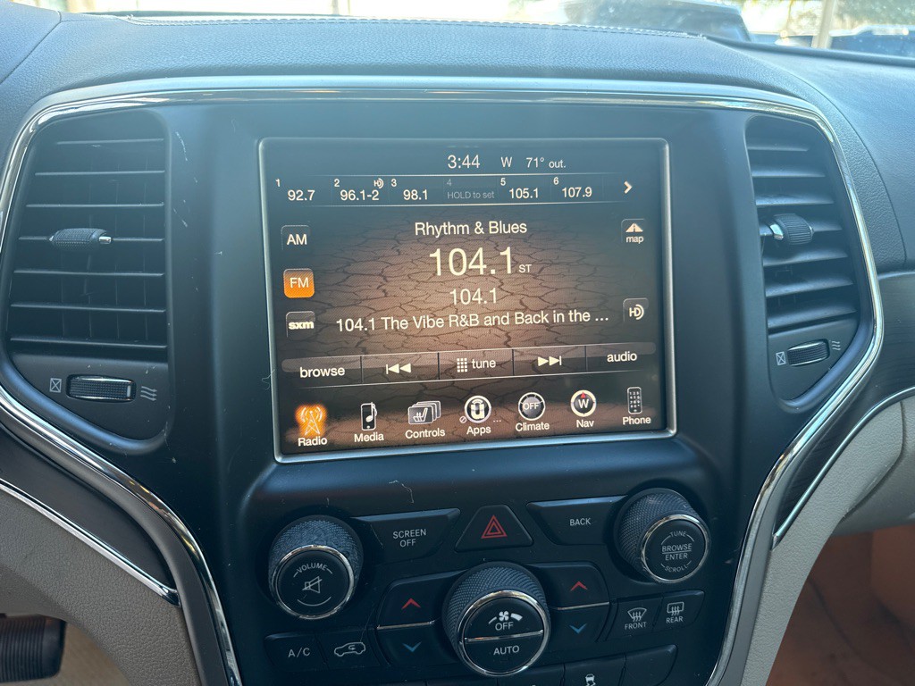 2014 Jeep Grand Cherokee Image 12