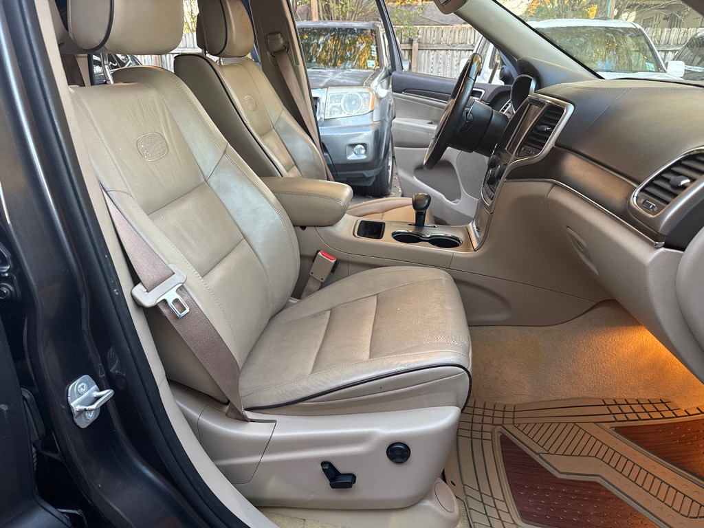 2014 Jeep Grand Cherokee Image 25