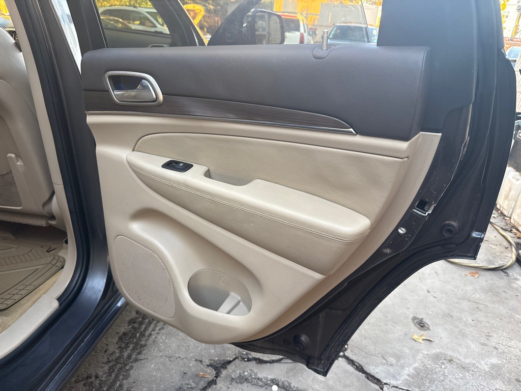 2014 Jeep Grand Cherokee Image 26