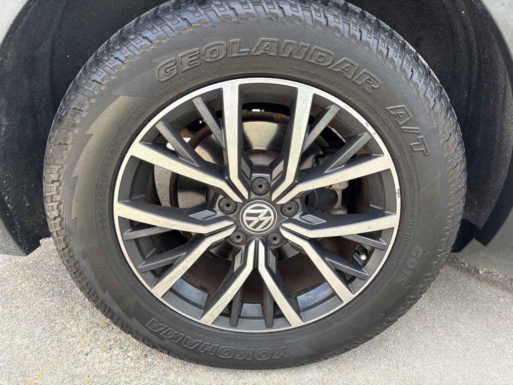 2020 Volkswagen Tiguan Image 32