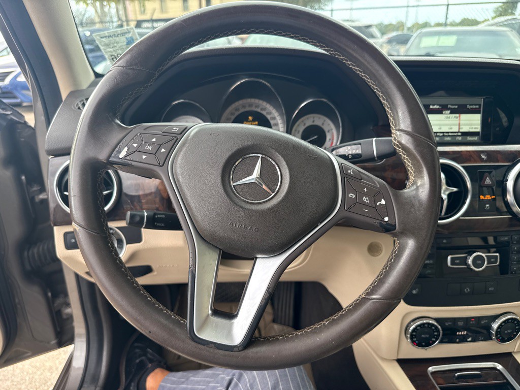 2014 Mercedes-Benz GLK-Class Image 17